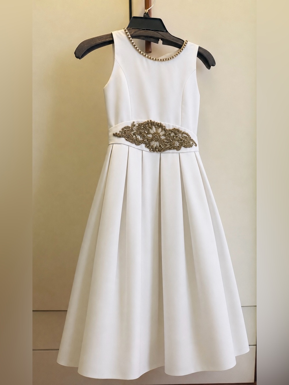 Fleurish White Sleeveless Formal Dress with Gold Beaded Waist